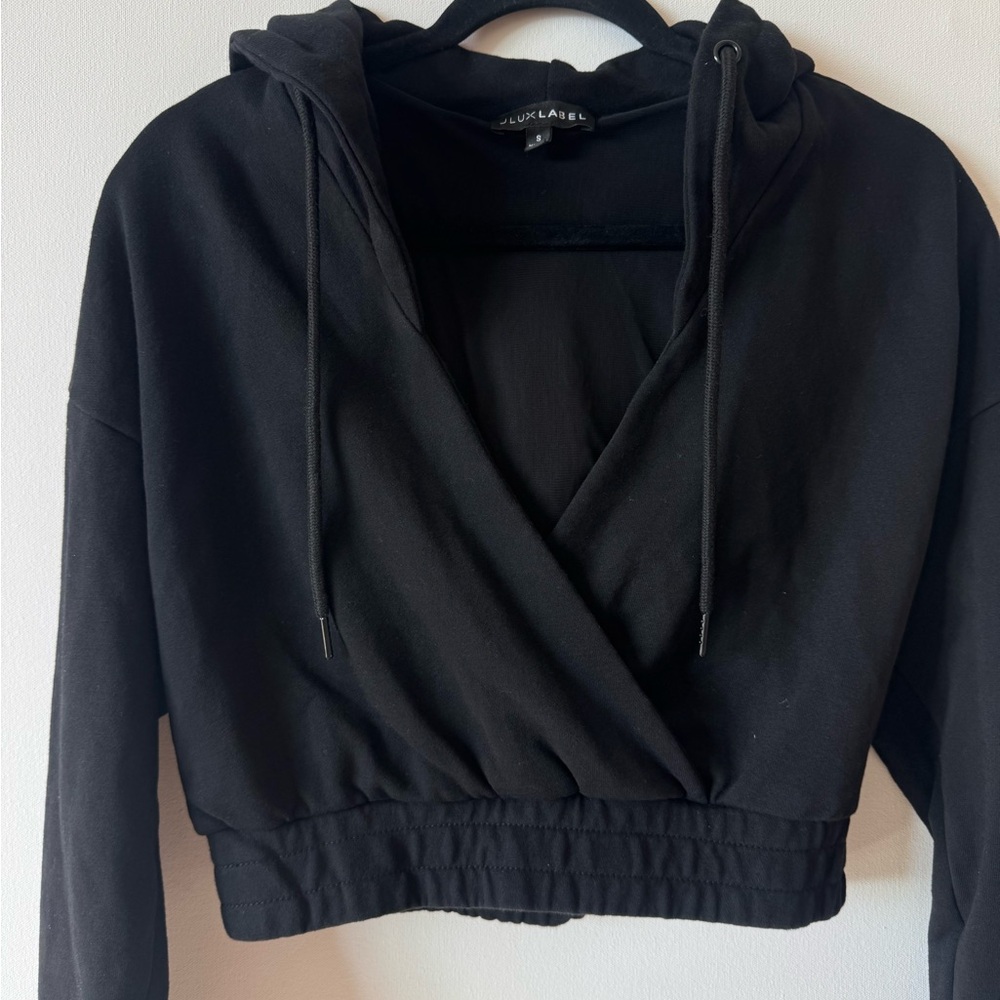 Jluxlabel Black Wrap Cropped Hoodie Top - Picture 3 of 5